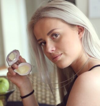 Organic Island Shell Lip Balm Oriental Fan Rosa