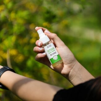 naturlig myggspray - outdoor body spray - mot mygg og innsekter.