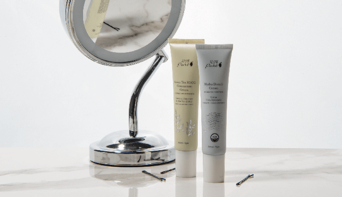 Serum og fuktighetkremer for fet hud og kviser . naturlige effektive