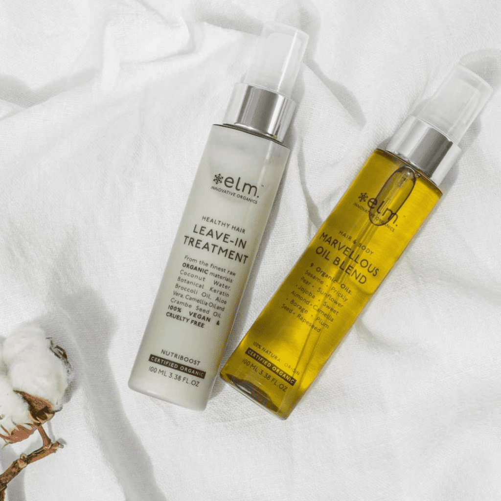 Elm Organics Leave in treatment hair Økologisk Leave-in Treatment er en pleiende hårkur som hjelper håret ditt til å gjenoppbygge sin naturlige styrke ved å tilføre næring og glans.