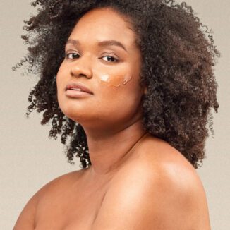 Hej Organic The remover foaming oil cleanser