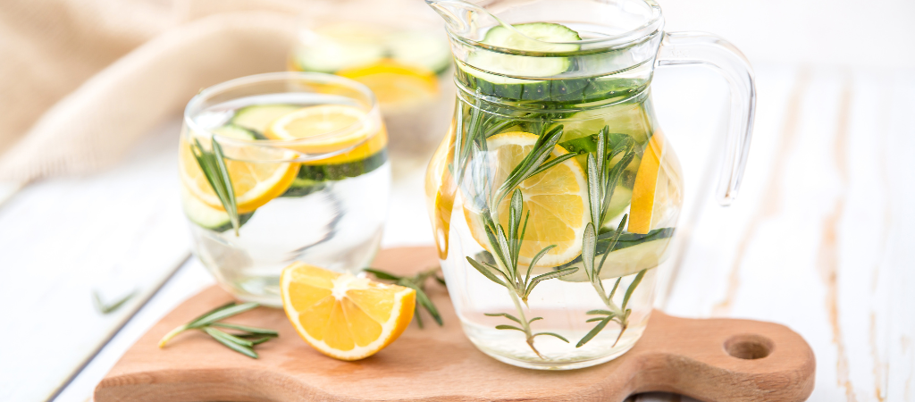 Sitroner renser oss både innvendig og utvendig, super ingrediens i hudpleie