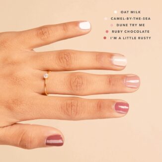 Zero Nail Polish Oat milk . frask maninkyr hvit