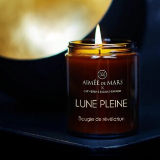 Aimée de Mars duftlys med aromateriapeutiske egenskaper.