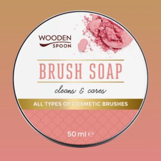 100% naturlig rens for sminke koster, fjerner bakterier og bevarer fibrene i kosten. Fjerner smuss, talg og sminkerester