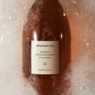 Beroligende kroppssåpe med neroli og patchouli. Aromaterapeutisk body wash med frisk, floral og naturlig duft for avslappende dusj.